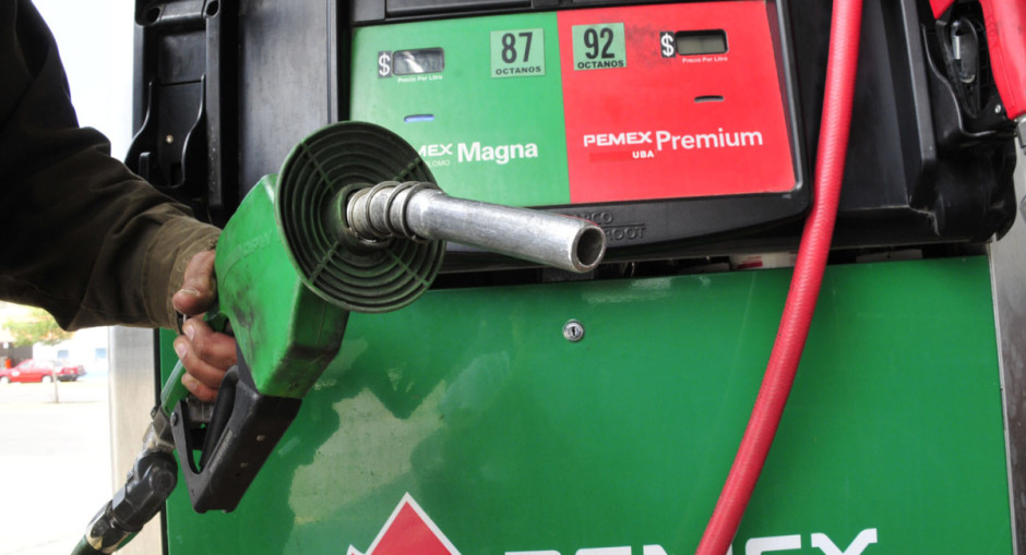 Precio de combustible se reducirá en dos centavos