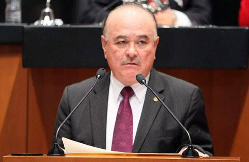 Renuncia Ernesto Ruffo Appel a cargo en el CEN panista