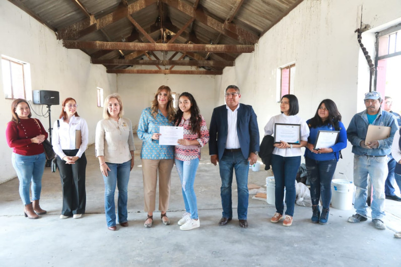Entrega Alcaldesa reconocimientos a instructores y participantes de Curso Taller del INAH