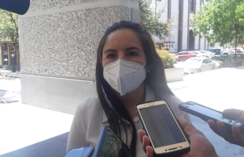 Diputados piden eliminar gastos de inscripción y uniforme si clases serán virtuales