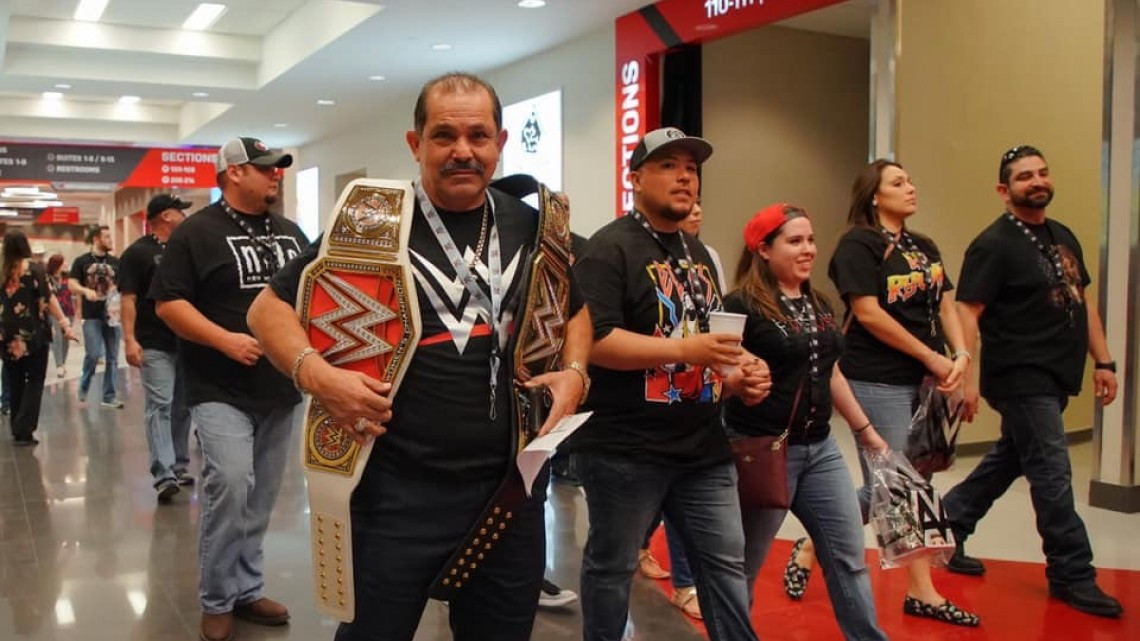 WWE LIVE llega con éxito al RGV