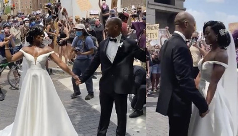 Pareja de recién casados se unen a protesta en Filadelfia 