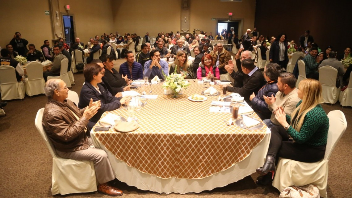 Festejó Maki a comunicadores por el Día del Periodista