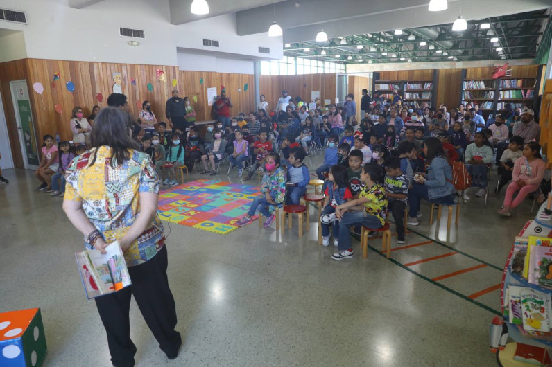 Festejan Día del Niño con festival en Estación Palabra