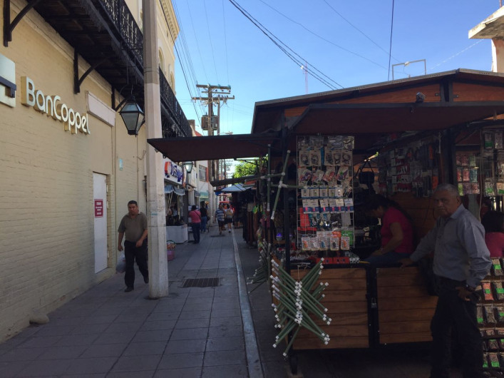 Implementan operativo contra comerciantes