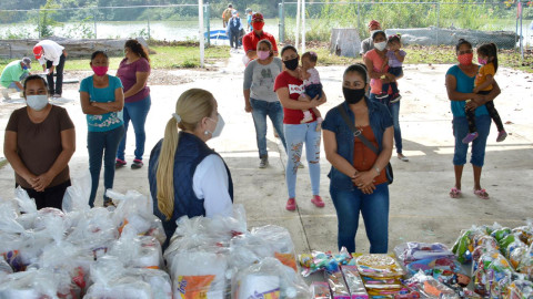 Refrenda Alcaldesa apoyo a comunidades del río Tamesí