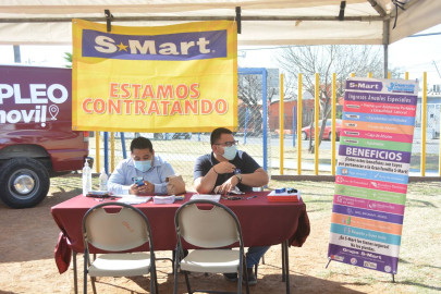 Tiendas comerciales ofrecen oportunidades de empleo