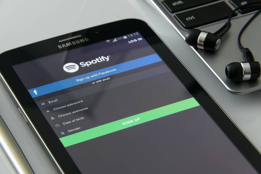 Alertan sobre mensaje estafa para cuentas gratuitas de Spotify
