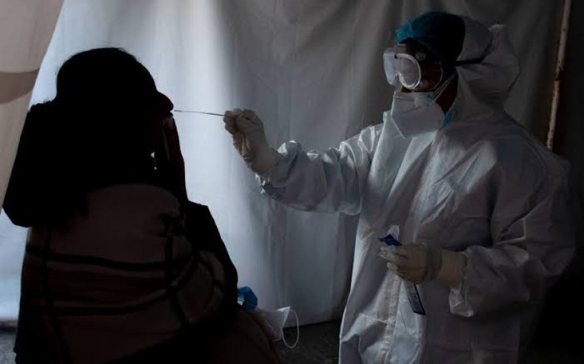 Variante de COVID-19 detectada en RU ya está en 50 países: OMS