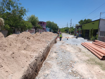 Pavimenta Gobierno de Carlos Peña Ortiz calle Juan Álvarez de la Col. Carlos Cantú