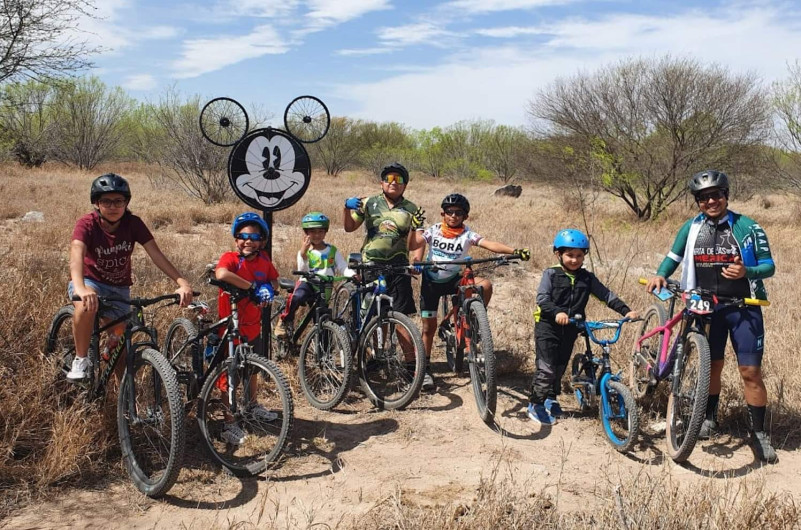 Buscan impulsar a niñez ciclista 