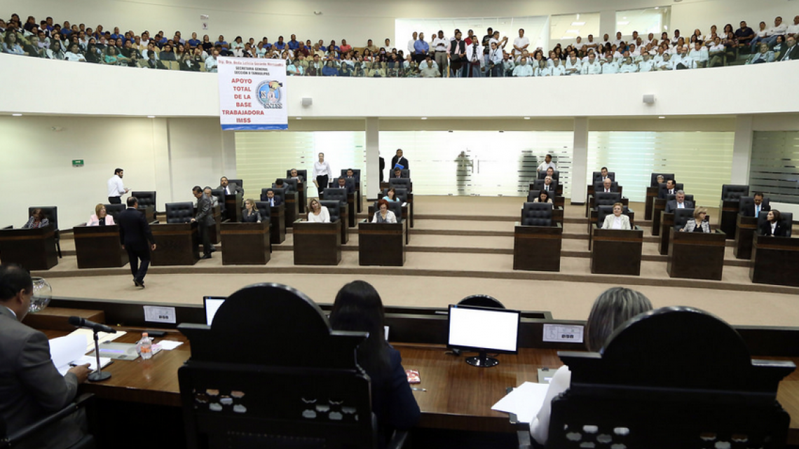 Aprueba Congreso "Ley Mordaza", cárcel y multa a quien reporte actividades de fuerzas armadas