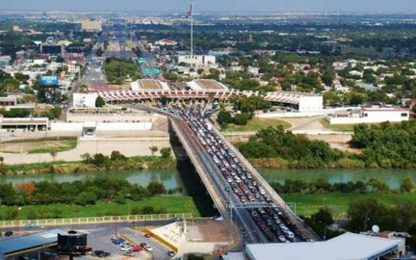 Al menos 345 casos en Laredo, Texas