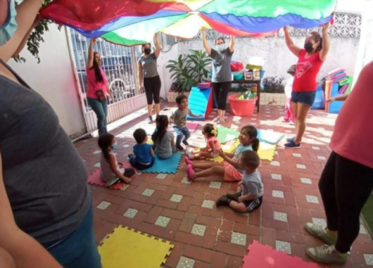 Invitan a estimular sentidos de los niños para contrarrestar efectos del confinamiento