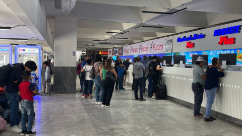 Eligen destinos de playa y cascadas para vacacionar