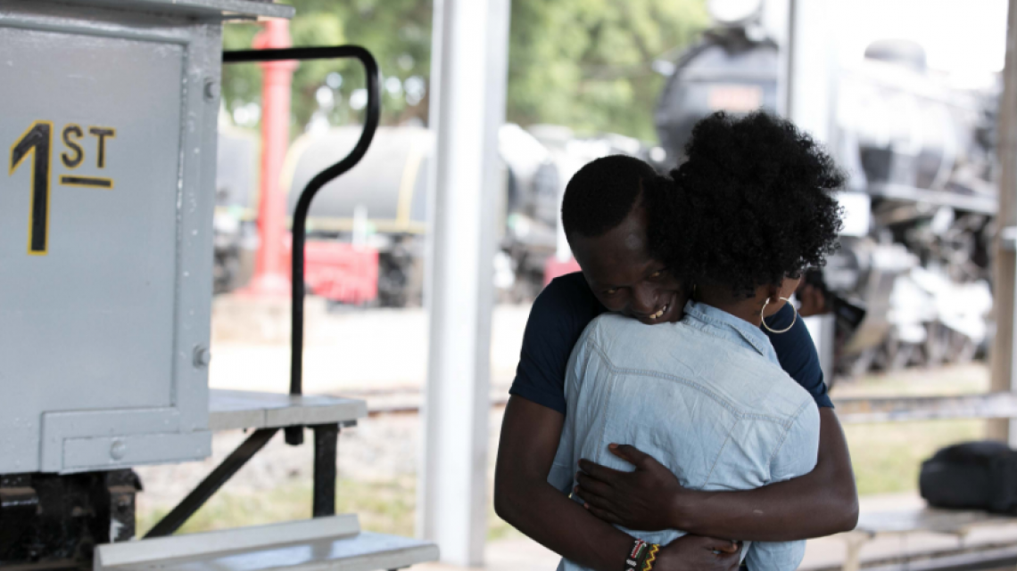 ¡El amor es real!, fotógrafo transforma a pareja para sesión