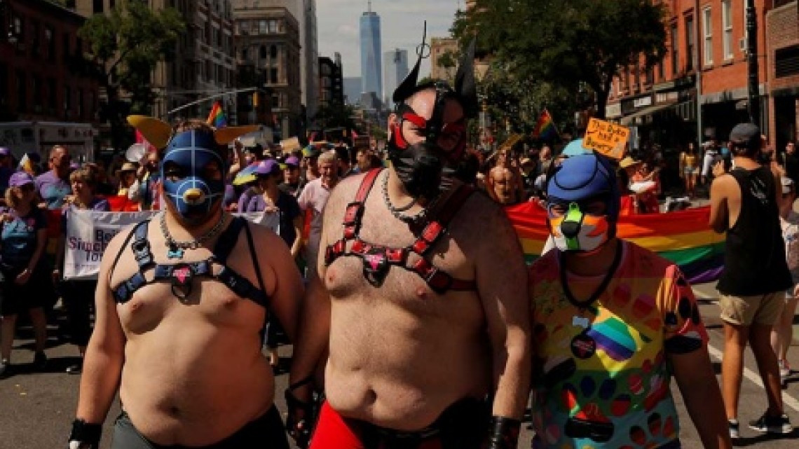 NY celebra marcha del orgullo LGBT+