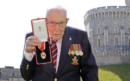 Fallece el Capitán Tom Moore por COVID-19