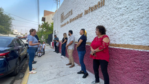Padres exigen reapertura de guardería del ISSSTE tras dos meses de cierre