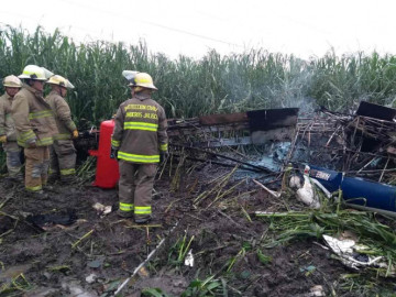 Un muerto tras desplome de avioneta en Tototlán, Jalisco