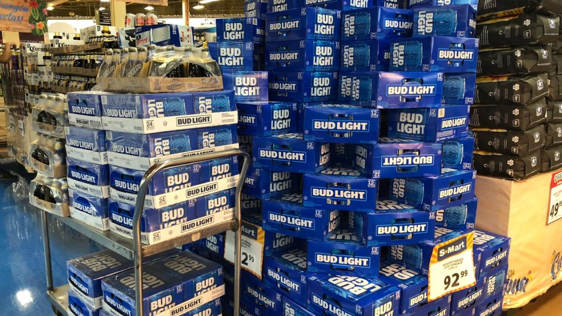 Tiendas ofertan bebidas alcohólicas previo a Ley Seca