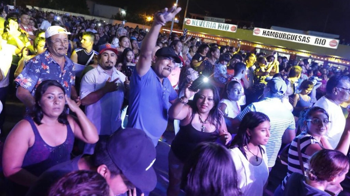 Disfrutan neolaredenses Suena Tam