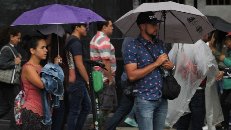 Pronostican lluvias en las próximas horas para 16 estados