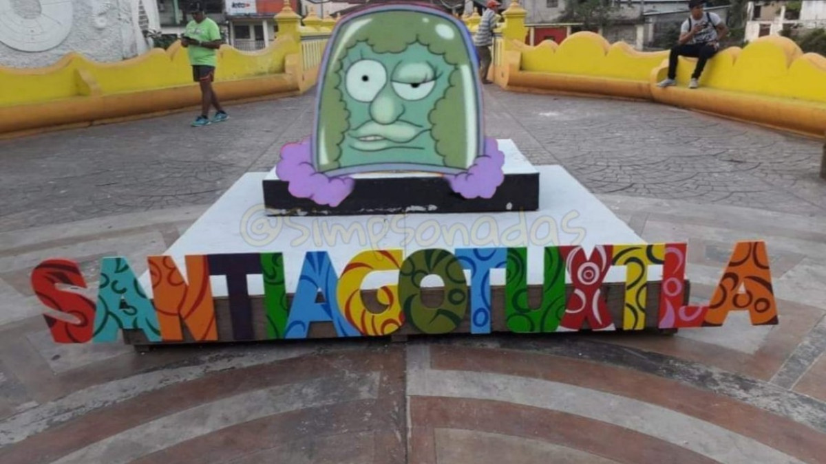 ¡Internet no perdona! Burlas por cabeza olmeca en Veracruz