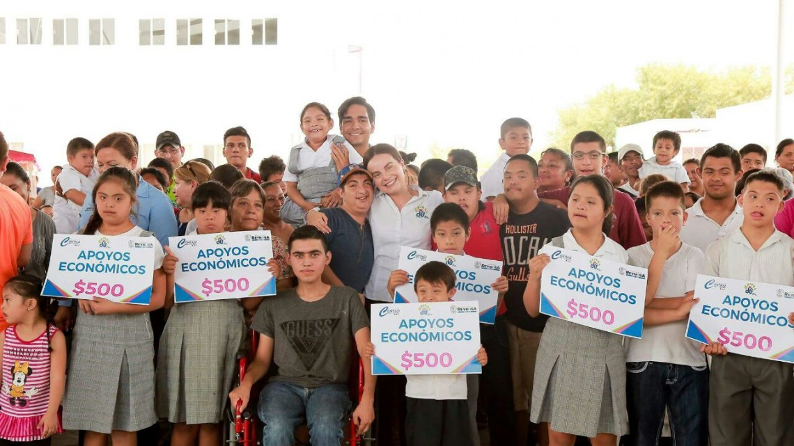 Apoyos "Contigo Soy Capaz" son entregados por Sistema DIF