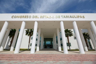 Manuel Canales da positivo a COVID-19, 3 diputados más esperan resultados