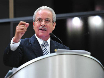 Arrestan a ex secretario de Hacienda de Padrés