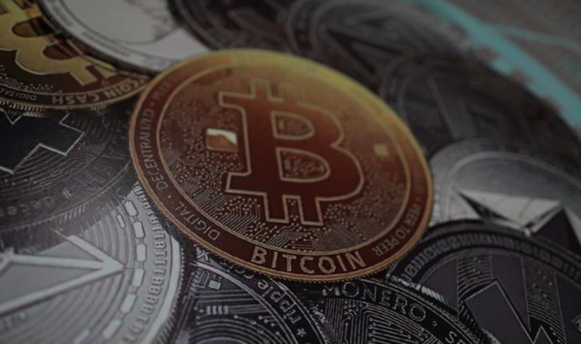 Bitcoin alcanza su nivel más alto desde 2017; rebasa los 19 mil dólares