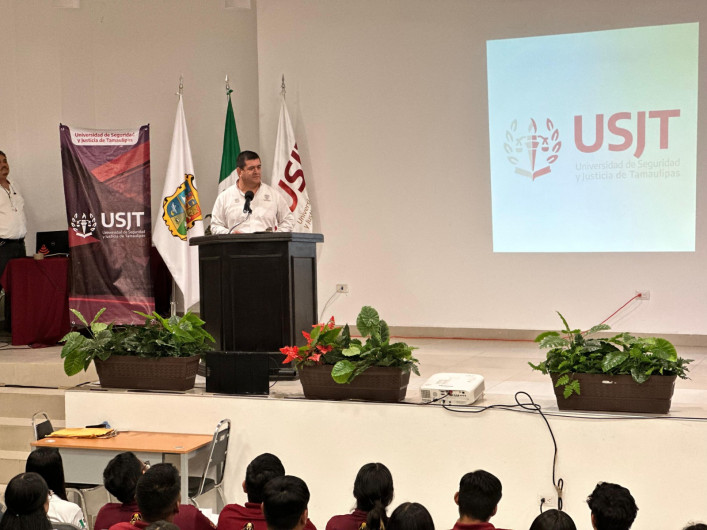 Otorga ITABEC 187 estímulos educativos gestionados por la USJT