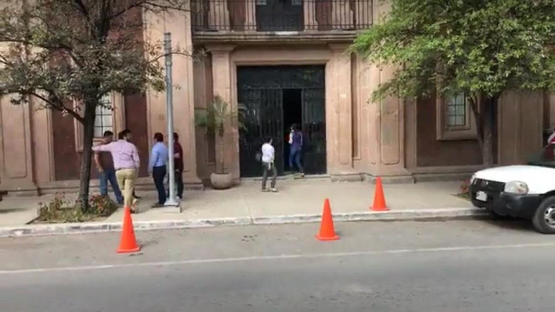 Cortan la luz a oficiales centrales de Salud