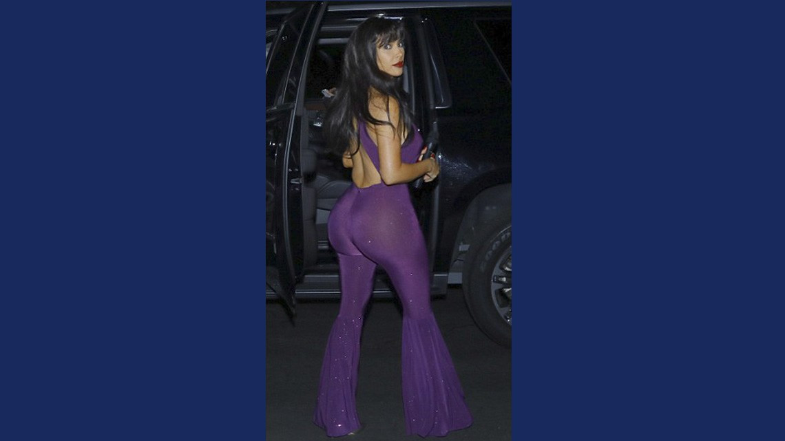 Kim Kardashian se transforma en Selena Quintanilla