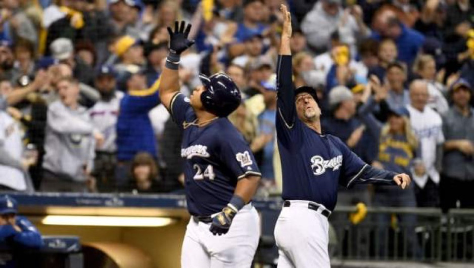 Cerveceros vence 6-5 a Dodgers y toma ventaja título Liga Nacional