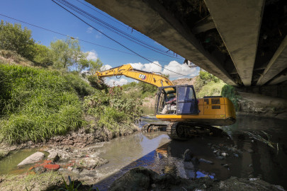 Gobierno del Alcalde Carlos Peña Ortiz continúa labor de desazolve en canales y drenes de Reynosa 