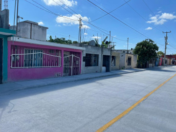 Entregan pavimentación de calle Bernardo Segura