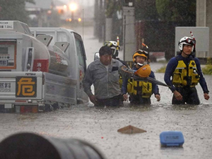 Lluvias en Japón aumenta cifra de muertos a 52