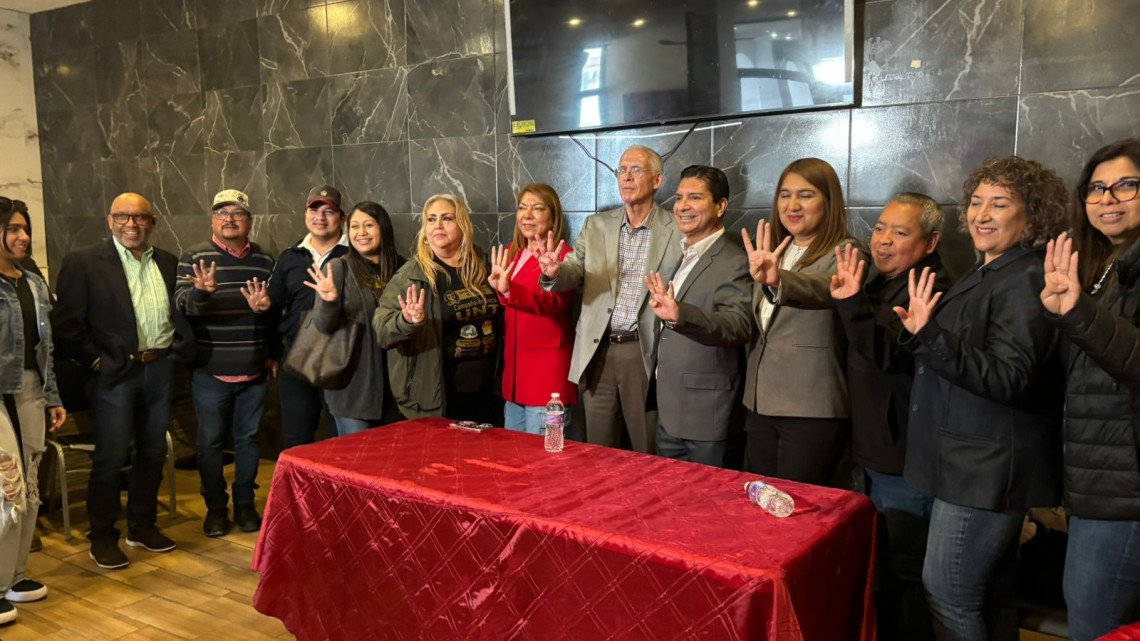 Anuncia Francisco Chavira que va por senaduría