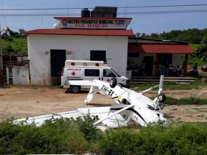 Avioneta se desploma en Guerrero, no hay heridos