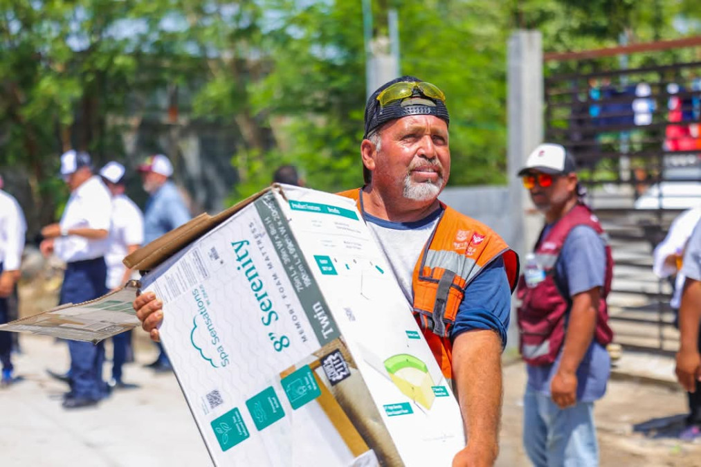 Reconocen apoyo del Gobierno del Alcalde Carlos Peña Ortiz en colonia Azteca 