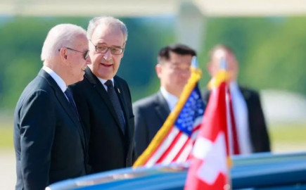 Llega Joe Biden a Ginebra para su encuentro con Putin 