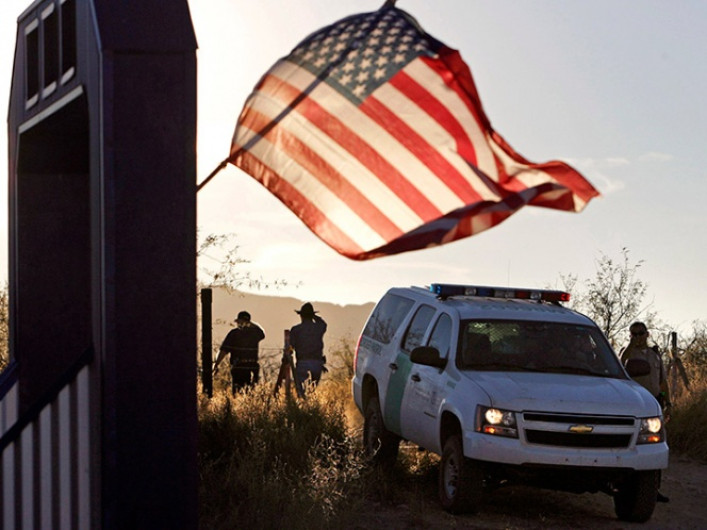 Policía fronterizo con cargos penales es mexicano