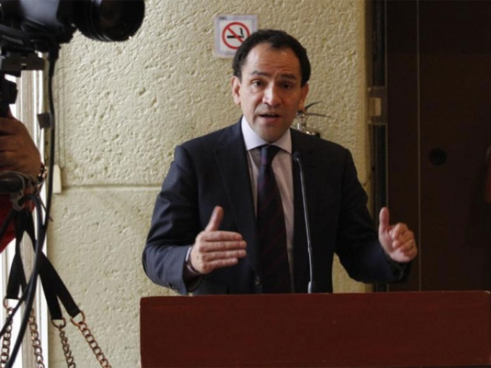 Analizan quitar cobro predial