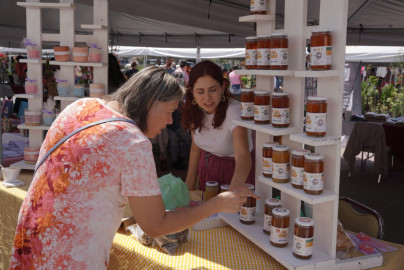 ExpoPyme reúne a más de 70 comercios formales en su primera edición del 2025