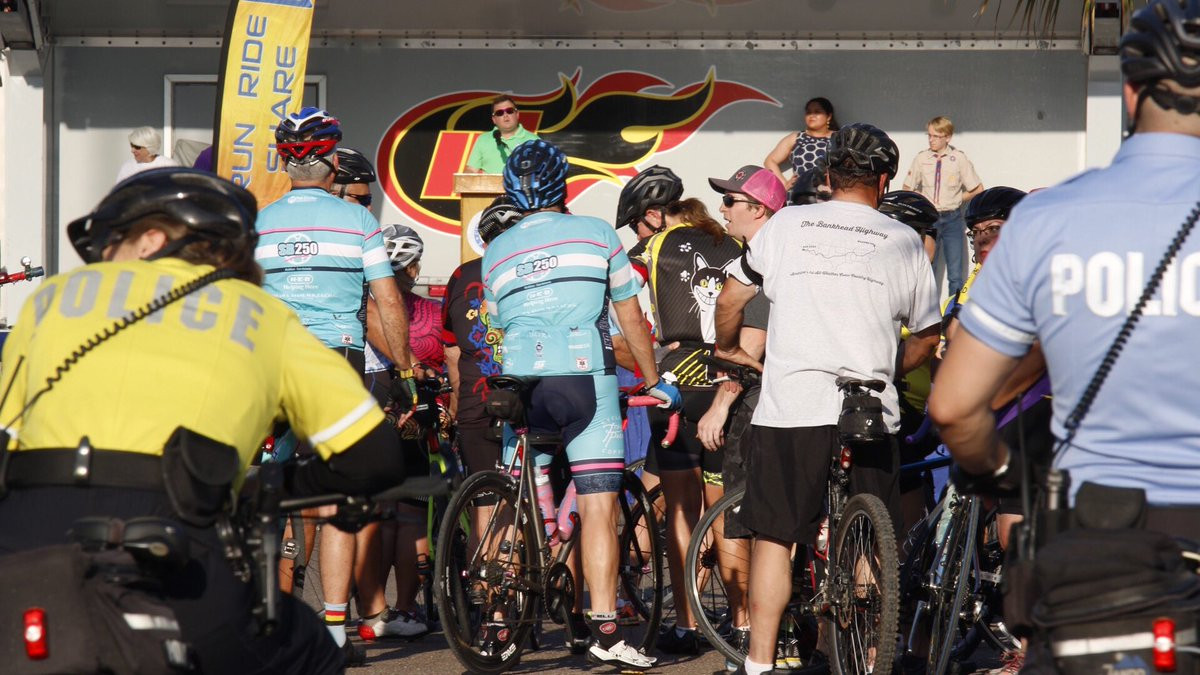 Homenaje a los ciclistas fallecidos a través de ‘National Ride of Silence ’