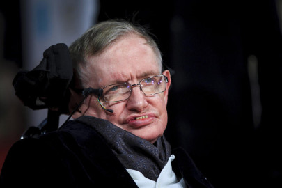  Fallece el físico Stephen Hawking a los 76 años