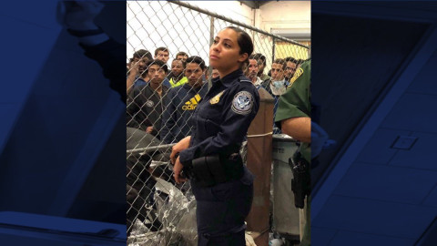 Agente de la Patrulla fronteriza causa furor por fotografía “sensual”