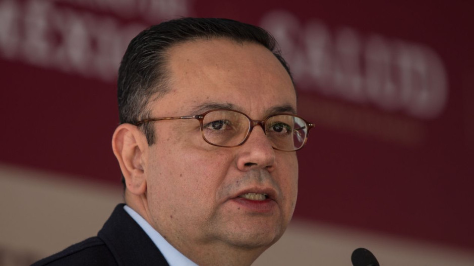 Renuncia Germán Martínez a dirección del IMSS